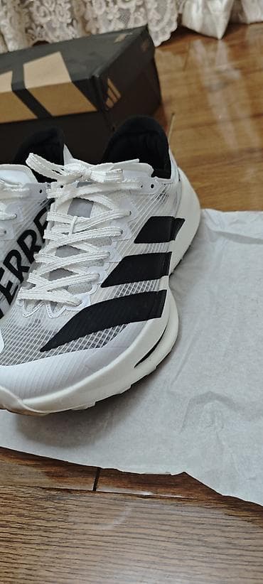 красовка мужской адидас: Мужские кроссовки, 42, Adidas, Новый, цвет - Белый, Самовывоз — 4