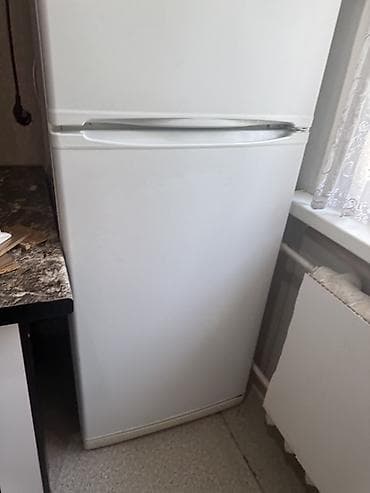 холодильник индесит: Холодильник Indesit, Б/у, Двухкамерный — 1