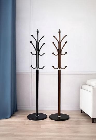 Вешалки: Продаются стильные напольные вешалки для одежды‼️ 	•	Модели: чёрная и — 3