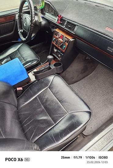 w124 124: Mercedes-Benz 220: 1993 г., 2.2 л, Автомат, Бензин, Седан — 10