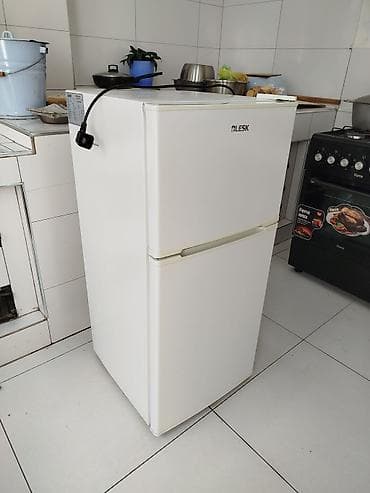 samsung galaxy 32: Холодильник Blesk, Двухкамерный — 4