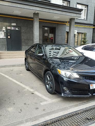 задние фары: Toyota Camry: 2014 г., 2.5 л, Автомат, Бензин, Седан — 3