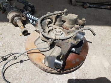 система форсунок: Nissan Elgrand E51, цапфа со ступицей. Ниссан Эльгранд Е51. Цена — 1