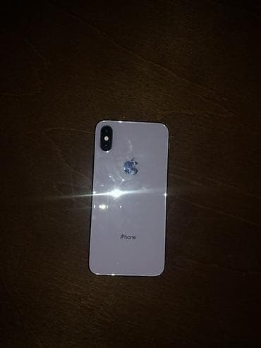 iphone 17e: IPhone Xs, Б/у, 64 ГБ, Белый, Чехол — 3