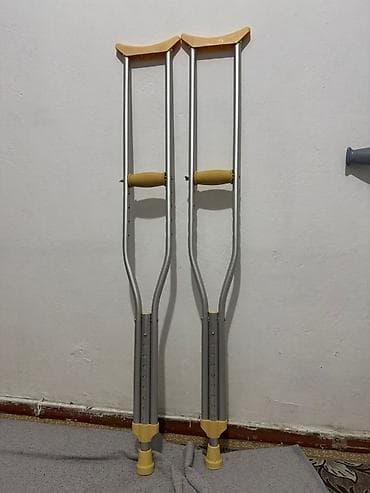 Ходунки, костыли, трости, роллаторы: Подмышечные и локтевой костыли, алюминиевые - Комплектация: пара — 2