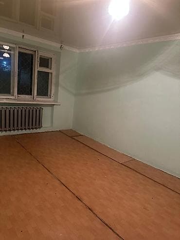 leo apart: 3 комнаты, 54 м², 1 этаж, Старый ремонт — 1