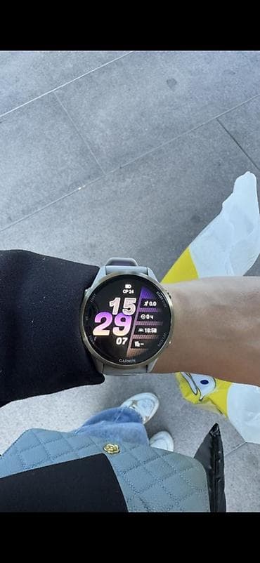 Garmin Forerunner 970 (амолед-дисплей ) — продвинутые мультиспортивные