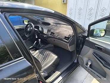 Honda Civic: 2008 г., 1.8 л, Механика, Бензин, Седан — 5