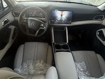 byd e9: BYD Yuan Up: 2025 г., Электромобиль, Кроссовер — 7