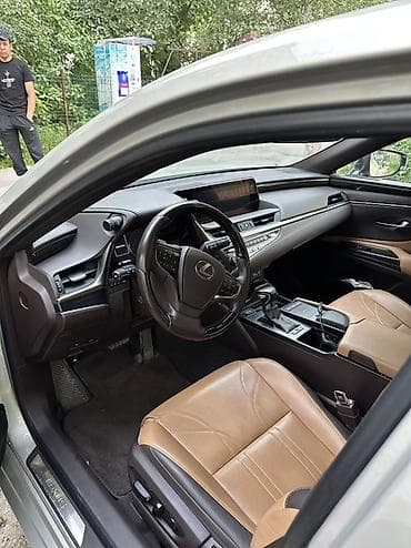 Lexus: Lexus ES: 2019 г., 2.5 л, Вариатор, Гибрид, Седан — 6