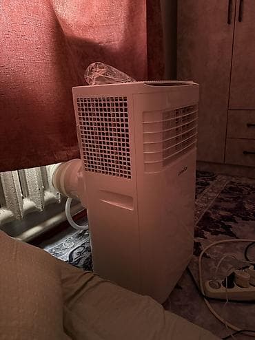 Кондиционер с фриеном Почти новый 2 дня пользовались срочно денги