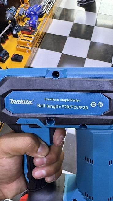 степилер: Аккумуляторный гвоздезабиватель/степлер Makita - Тип: бесщеточный — 3