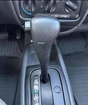 дайхатсу сирен: Daewoo Nubira: 1999 г., Автомат — 4