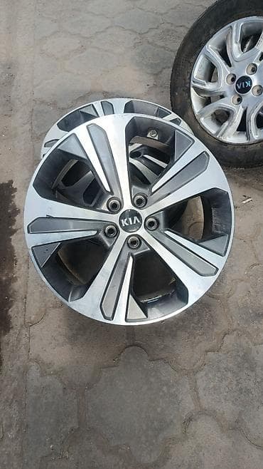 vossen diska: Литые Диски R 19 Kia, Комплект, отверстий - 5, Б/у — 1