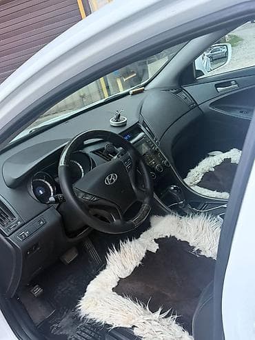соната в бишкеке: Hyundai Sonata: 2014 г., 2 л, Автомат, Газ, Седан — 9
