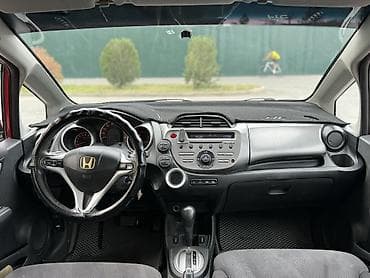 Продажа авто: Honda Jazz: 2009 г., 1.5 л, Вариатор, Бензин, Хэтчбэк — 4