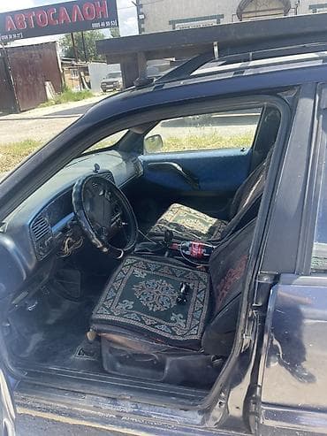 машины без прав: Volkswagen Passat Variant: 1995 г., 1.8 л, Механика, Бензин, Универсал — 2