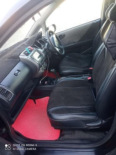 общивка фит: Honda Fit: 2005 г., 1.3 л, Вариатор, Бензин, Хэтчбэк — 2
