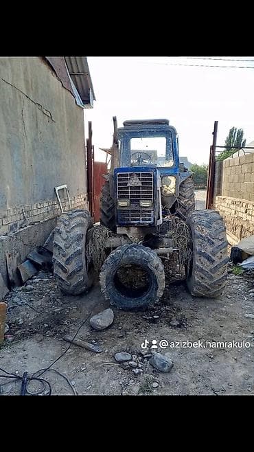 мтз 895: Трактор колесный, с кабиной, сине-голубого цвета. Характеристики и — 6