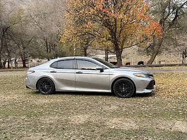 Унаа сатып алуу: Toyota Camry: 2018 г., 2.5 л, Автомат, Бензин, Седан — 2