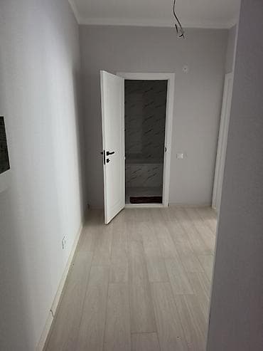 8 мкр: 1 комната, 53 м², Элитка, 1 этаж, Евроремонт — 6