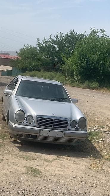экран е34: Mercedes-Benz E-Class: 1997 г., Автомат, Бензин, Седан — 1