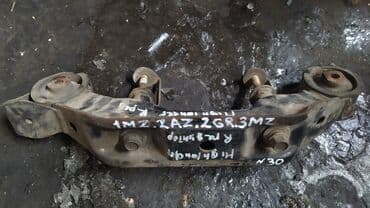 вытягивающая ортопедическая подушка купить: Toyota Highlander Подушка редуктора, Тойота Хайлендер подушка — 1