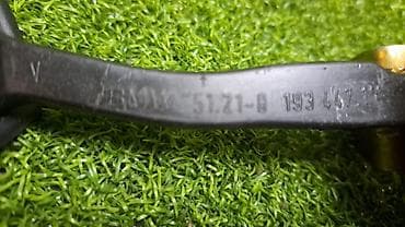 x5 e53: Ограничитель двери Е39 8 193 447 Год 2000 В отличном состоянии — 4