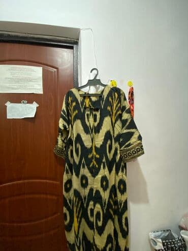 красное вечернее платье в пол: Чапан, как накидка — 1