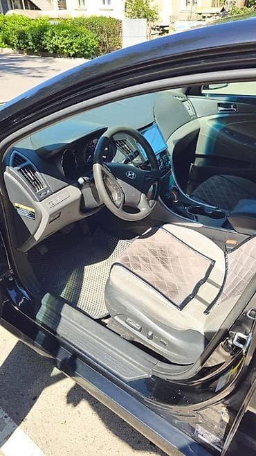 Hyundai Sonata: 2012 г., Гибрид, Седан — 7
