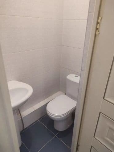 срочно нужны квартира: 3 комнаты, 81 м², 105 серия, 1 этаж — 7