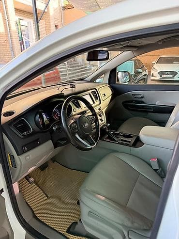 кия карнивал: Kia Carnival: 2019 г., 2.2 л, Автомат, Дизель, Минивэн — 4