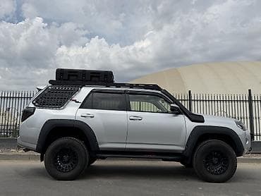 sprinter 4 4: Toyota 4Runner: 2020 г., 4 л, Автомат, Бензин, Внедорожник — 4