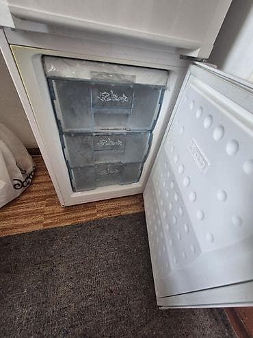 Техника и электроника: Холодильник Beko, Двухкамерный, De frost (капельный) — 3