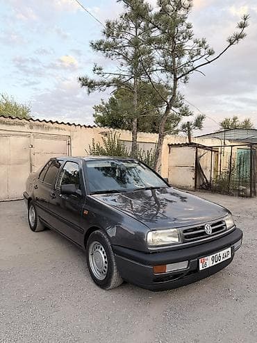 crv rd1: Volkswagen Vento: 1994 г., 1.8 л, Механика, Бензин, Седан — 1