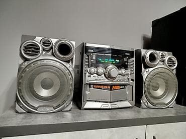 Продаю недорого JVC музыкальный центр есть и другие