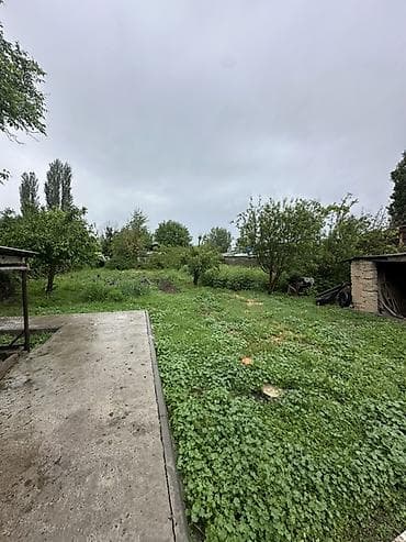 продаю дом ала тоо 1: 📍 В Сокулуке ( верхняя зона ) продаётся двухуровневый дом под ПСО, на — 4