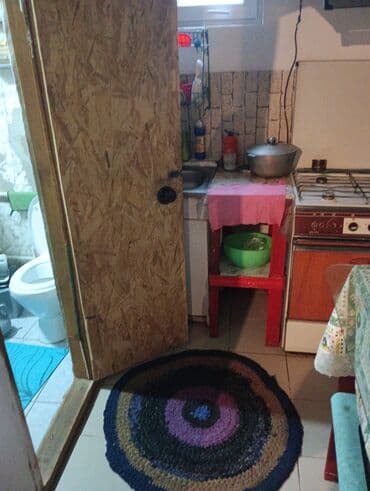 долгосрочная аренда квартиры в оше: 1 комната, Собственник, Без мебели — 3