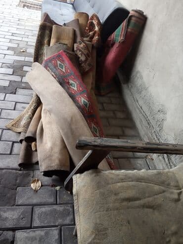 Продаю паласы б/у производство СССР. Размер 1*2 метра