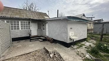 70 сом: Срочно продаю дом в селе Ленинское. Дом находится по трассе Алма — 2