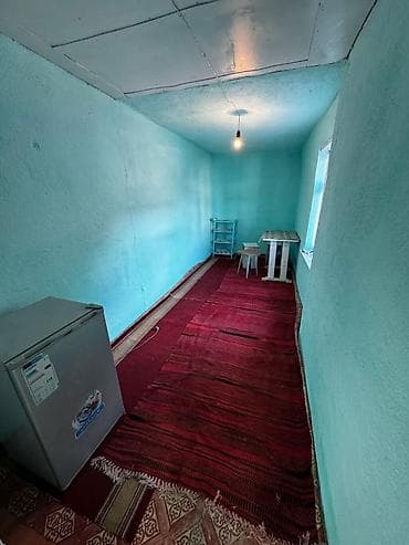 Үйлөр: 100 м², 3 бөлмө, Жылытылган, Унаа токтотуучу жай — 5