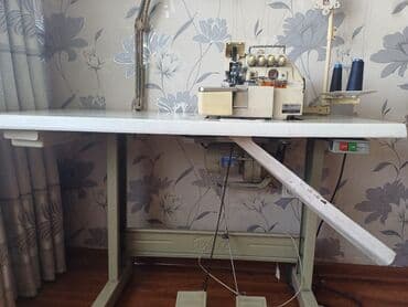 ручная швейная машинка для кожи и толстых тканей: Промышленный 5-ниточный оверлок в отличном состоянии — 2