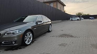 отделка салона авто: BMW 5 series: 2013 г., 3 л, Автомат, Дизель, Седан — 2