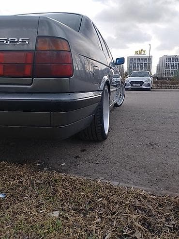 бмв е34 525: BMW 525: 1994 г., Седан — 3