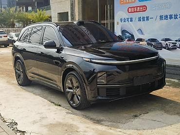 Lixiang: Lixiang L7: 2024 г., 1.5 л, Автомат, Гибрид, Кроссовер — 2