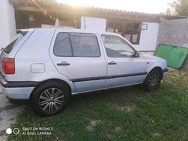 Унаа: Volkswagen Golf: 1992 г., 1.8 л, Кол менен иштөөчү, Бензин, Хетчбек — 4