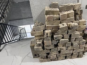 Кирпич строительный (разбор) 5 сом/шт, самовывоз. Остались лишние