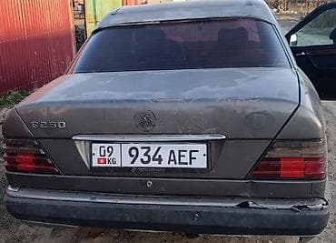 мерседес 124 с: Mercedes-Benz W124: 1990 г., Седан — 7