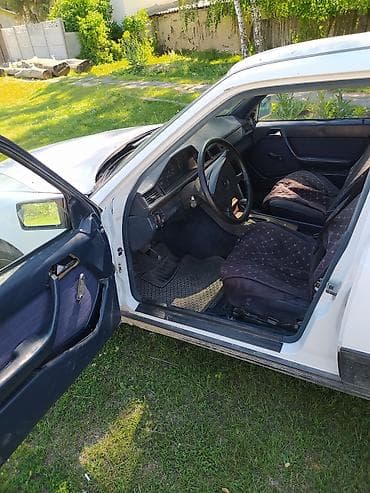 aion v plus: Mercedes-Benz W124: 1996 г., 2 л, Автомат, Бензин, Седан — 7