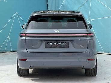 Lixiang: Lixiang L7: 2025 г., 1.5 л, Автомат, Гибрид, Кроссовер — 6
